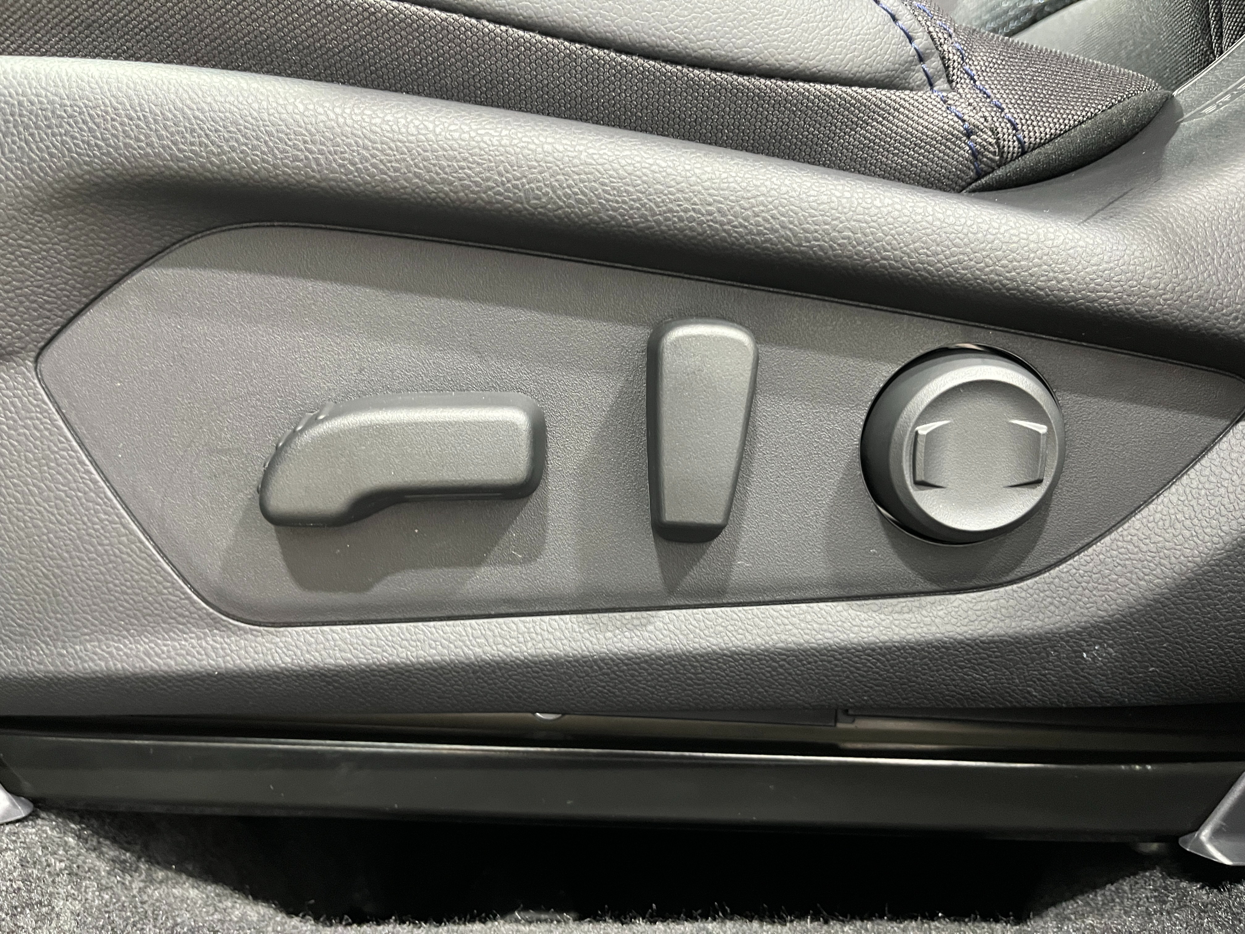 New 2026 CRYSTAL WHITE PEARL Subaru Premium Hybrid image 13
