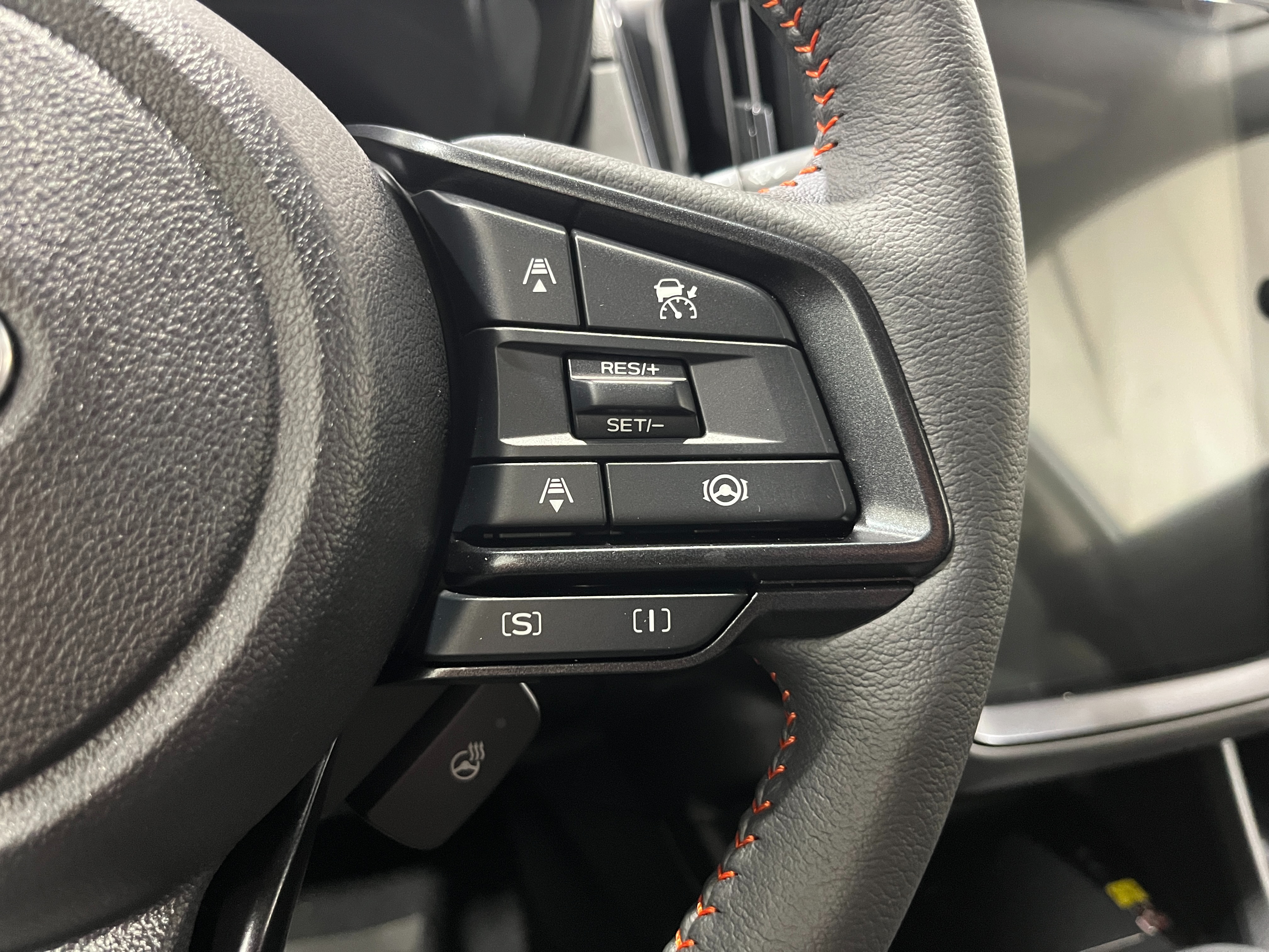 New 2026 ICE SILVER METALLIC Subaru Limited Hybrid image 18